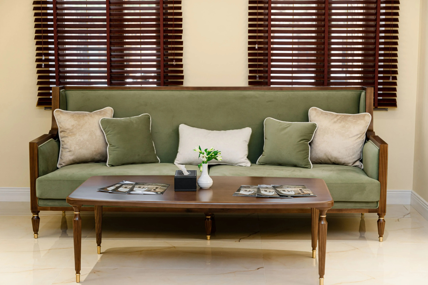 Photo - Astoria Plaza Hotel