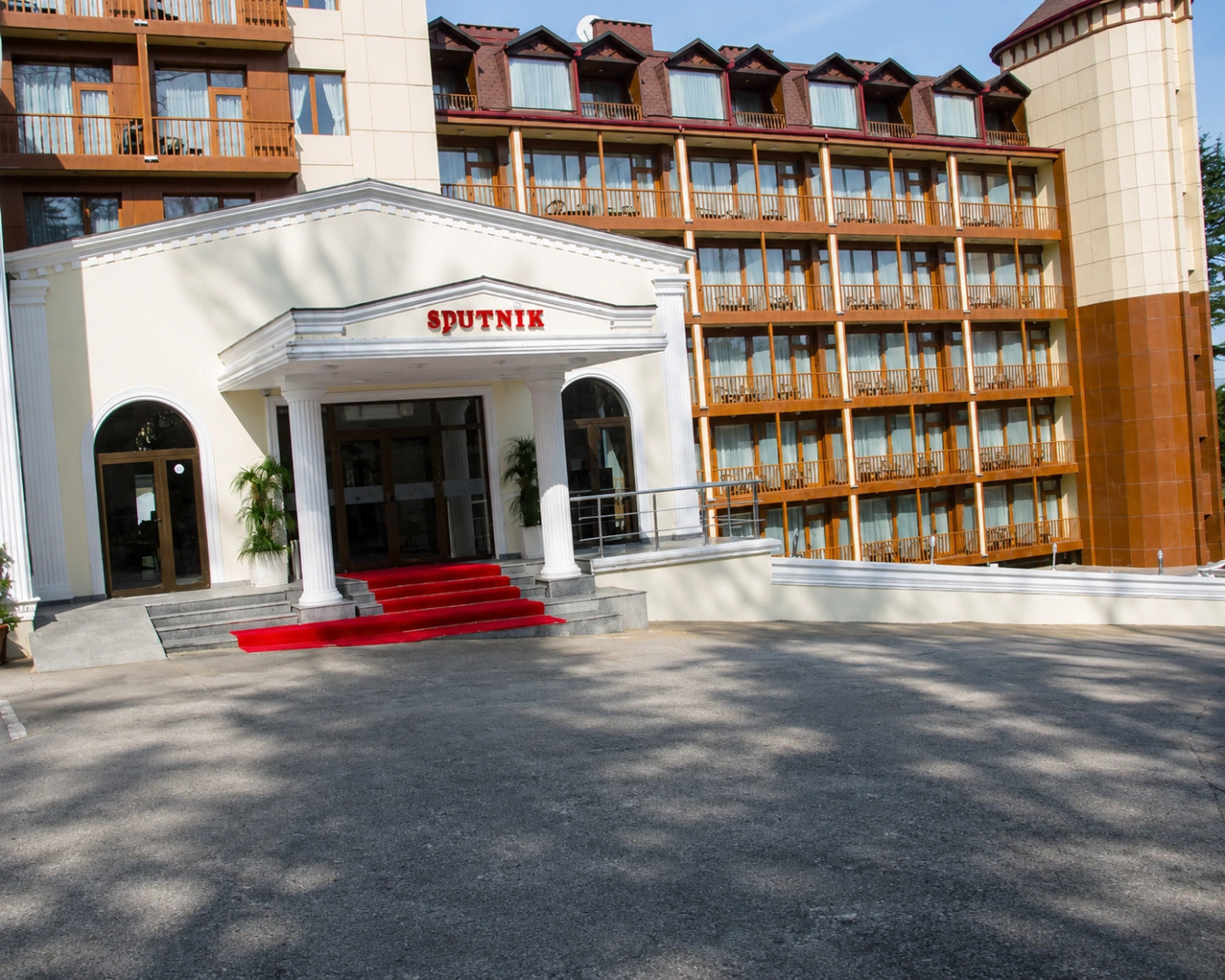 Photo - Hotel Sputnik Batumi Hotel