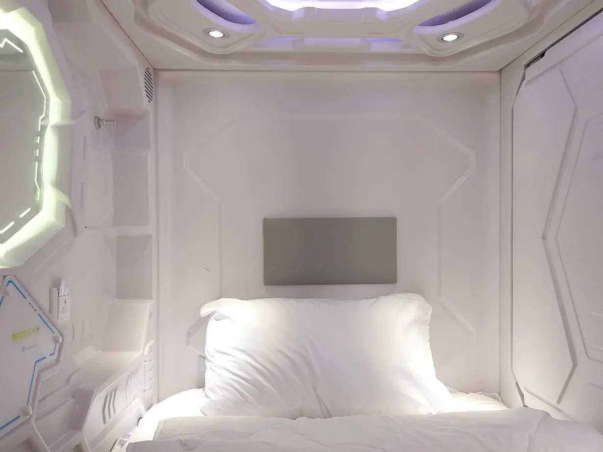 Foto - Capsule Hotel Happy lounge