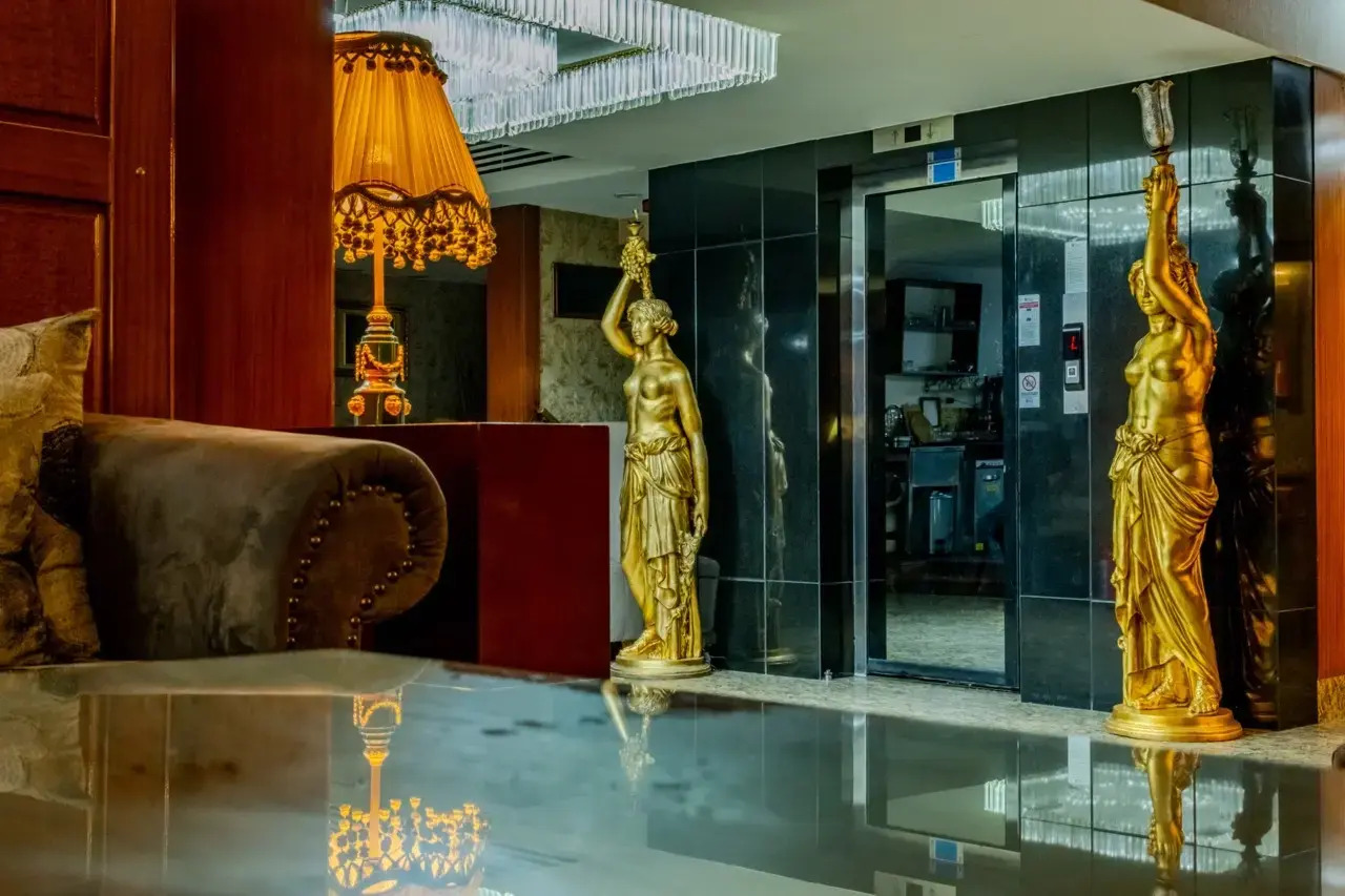 Photo - Peak Star Hotel