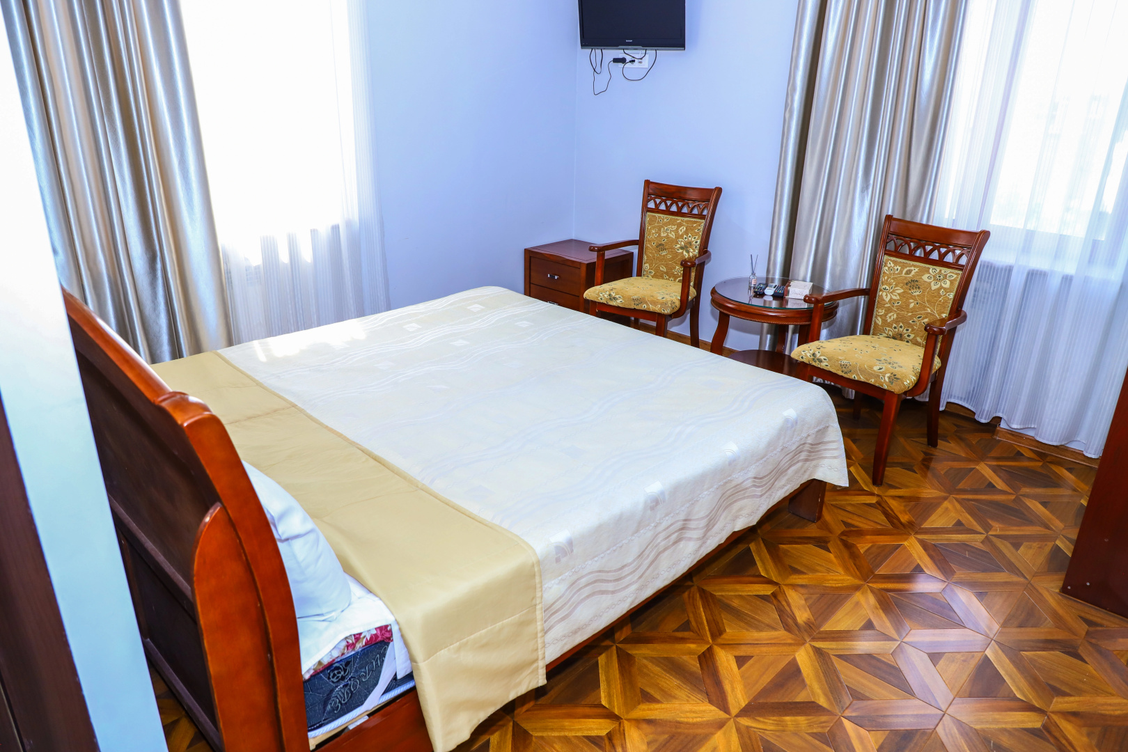 Photo - SD David Hotel