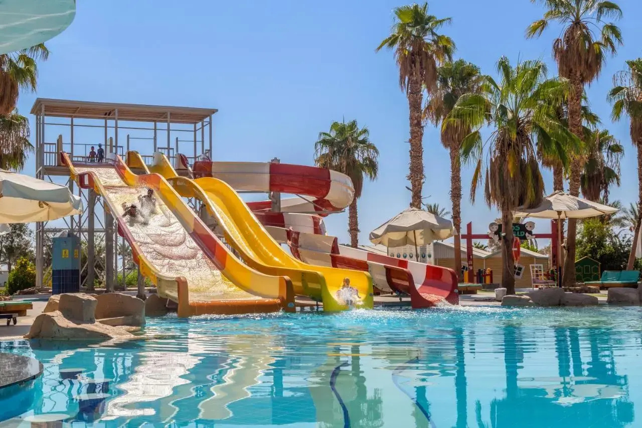 Photo - Amphoras Aqua Adults Friendly