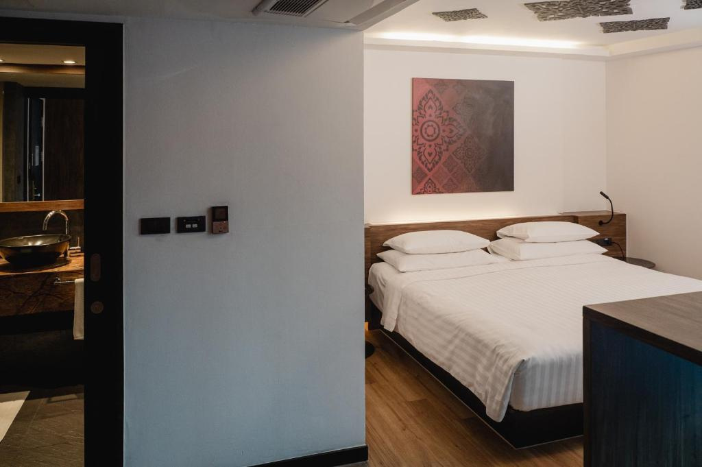 Photo - RakYim Siam - Sukhumvit 15