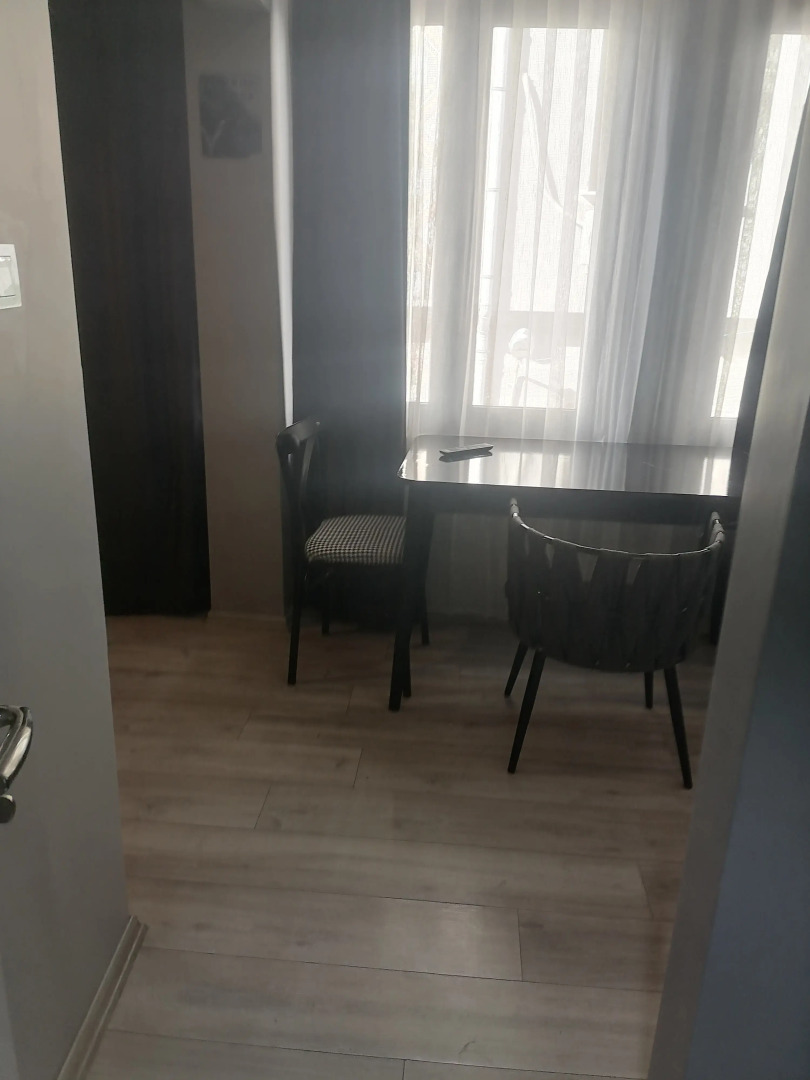 Photo - opera wall suite