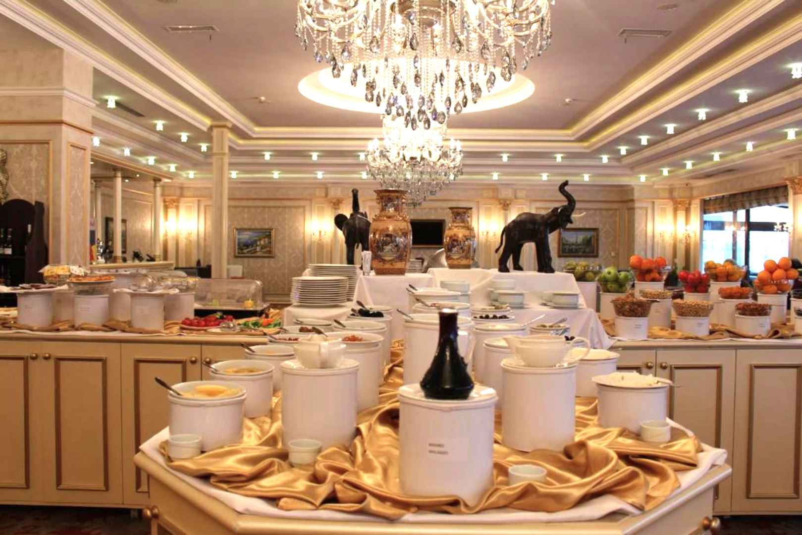 Photo - Modern Hotel - Baku
