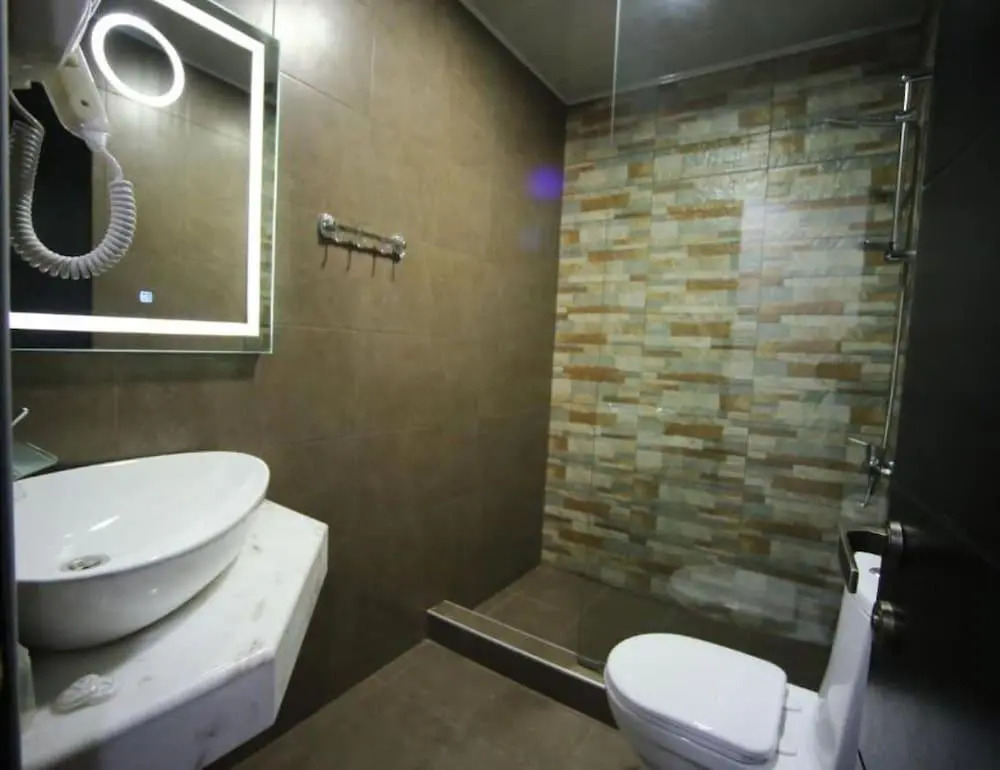 Photo - West Tower Hotel