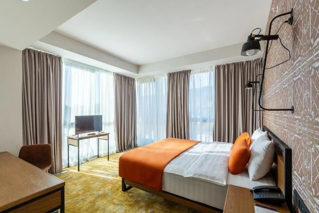 Foto - Biography Design Tbilisi