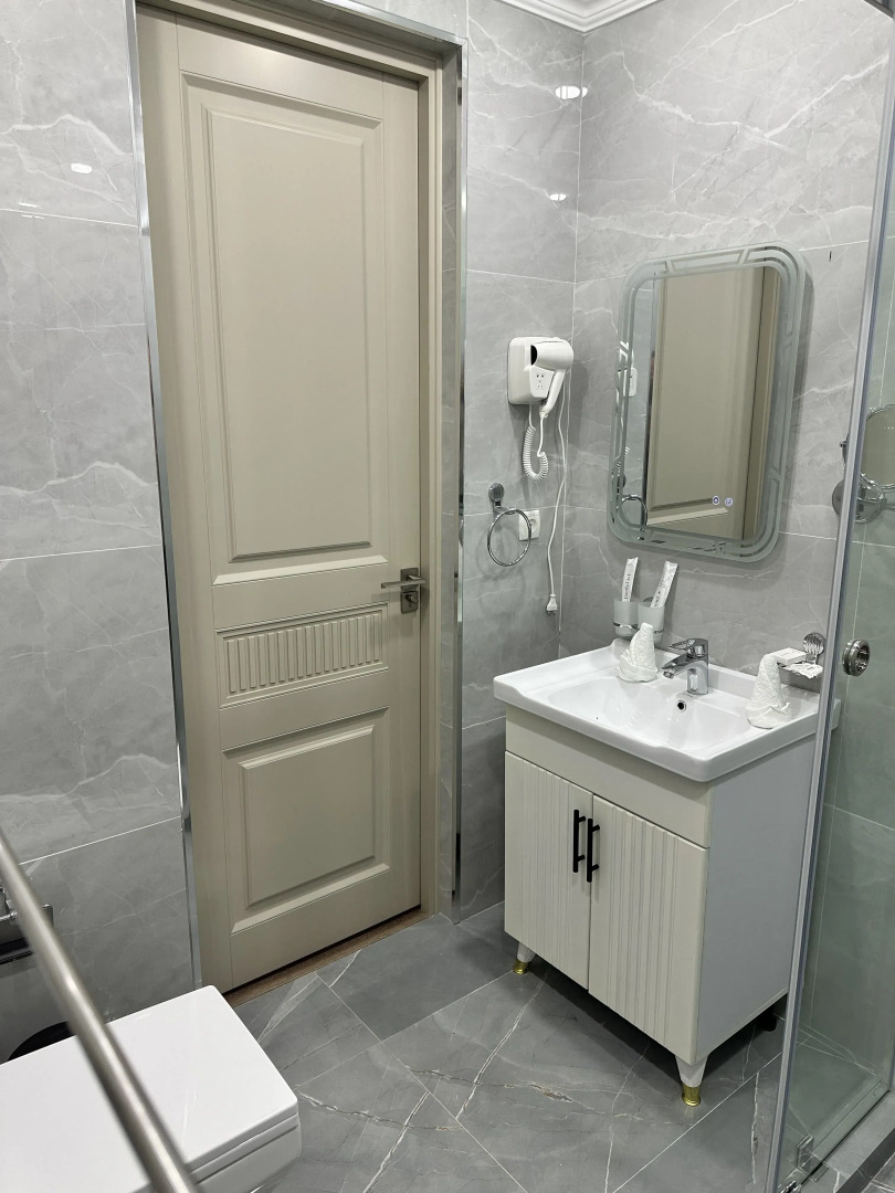 Photo - Emily Grand Palace