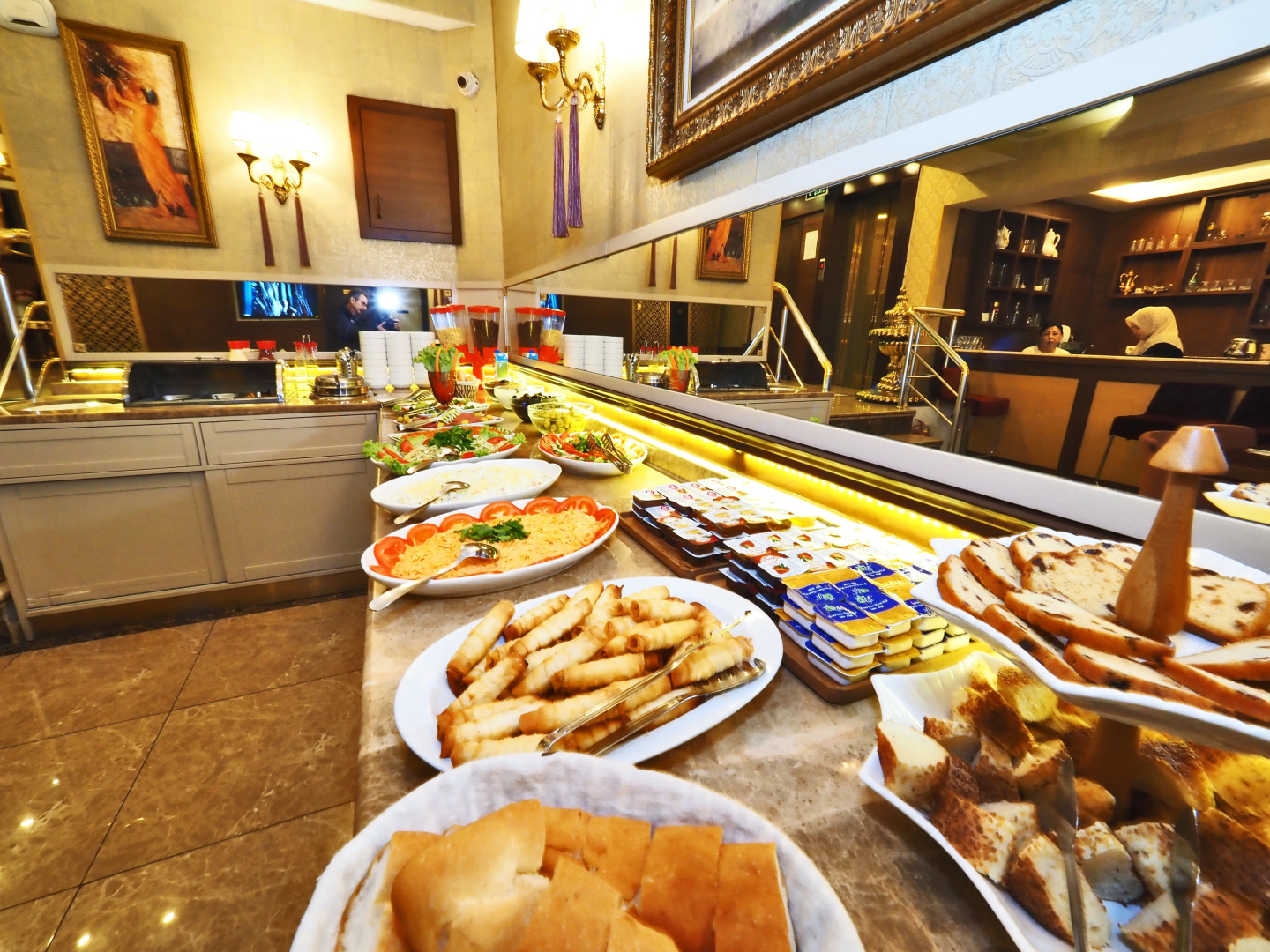 Photo - Elysion Hotel