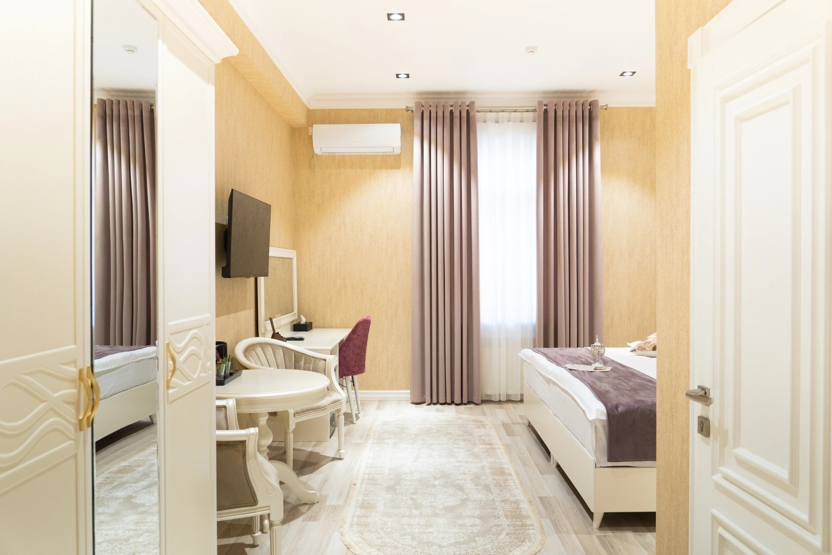 Photo - Silk Road Empire Hotel