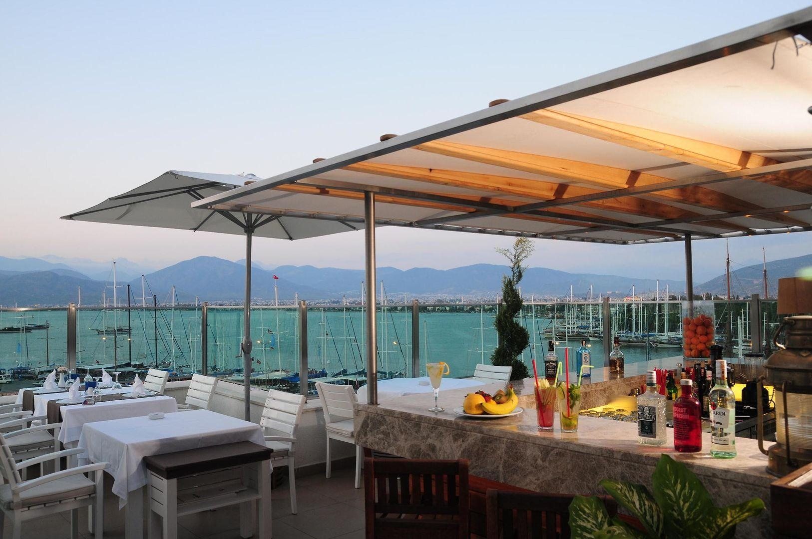 Photo - Alesta Yacht Hotel