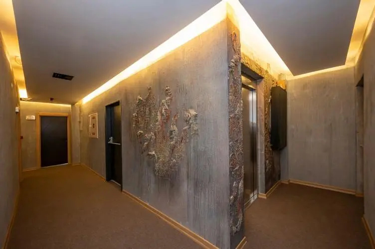 Photo - Continental Airport Hotel
