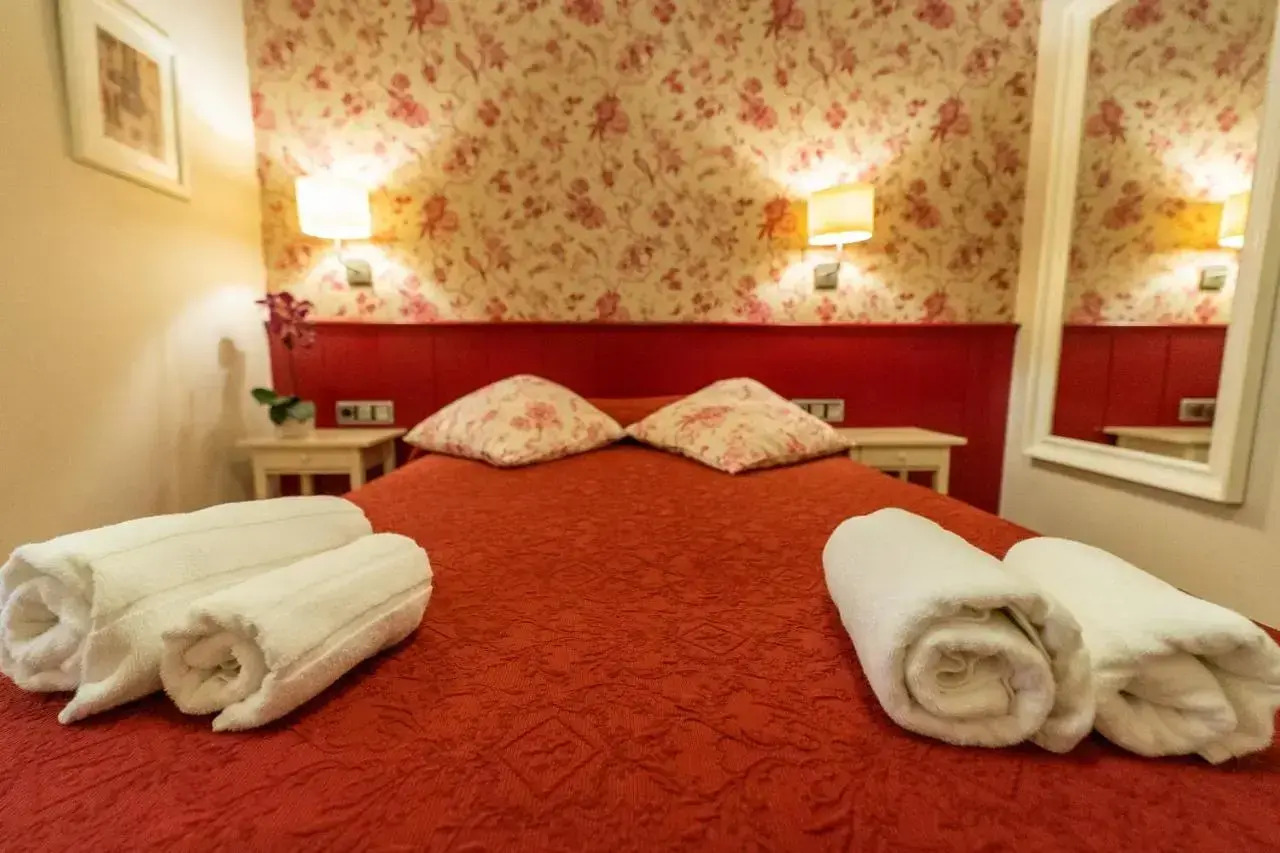 Photo - Hostal Matheu