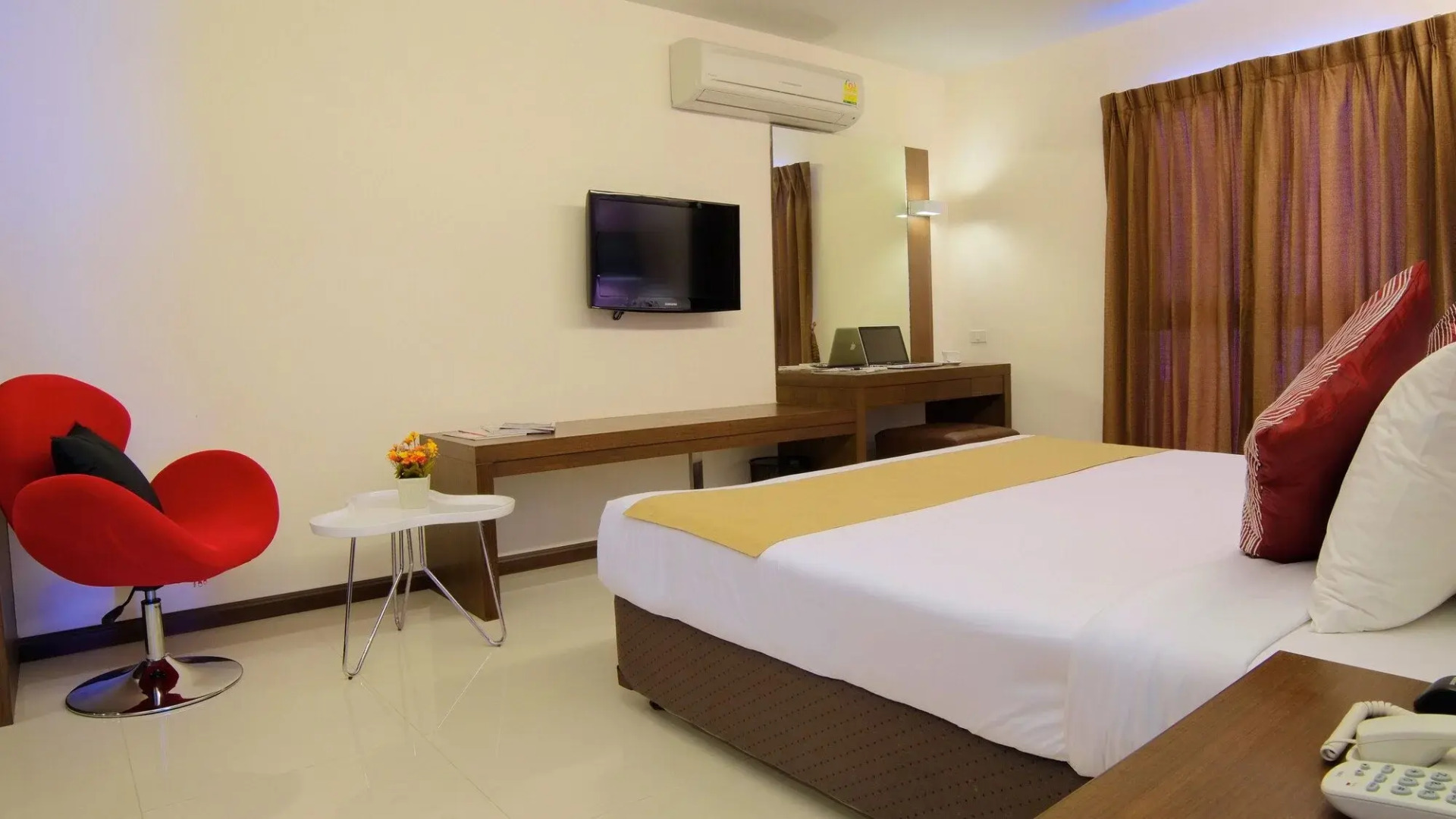 Photo - Grand Alpine Hotel