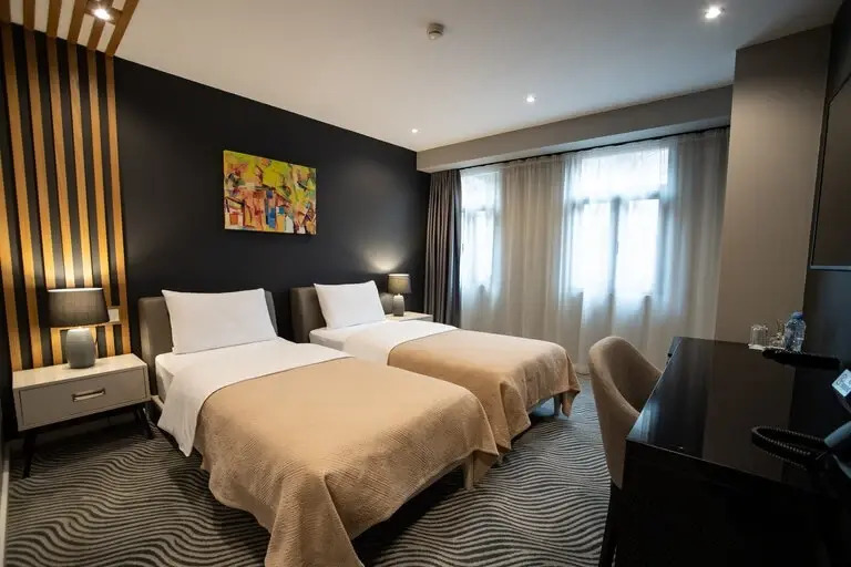 Photo - Silver 39 Corner Hotel