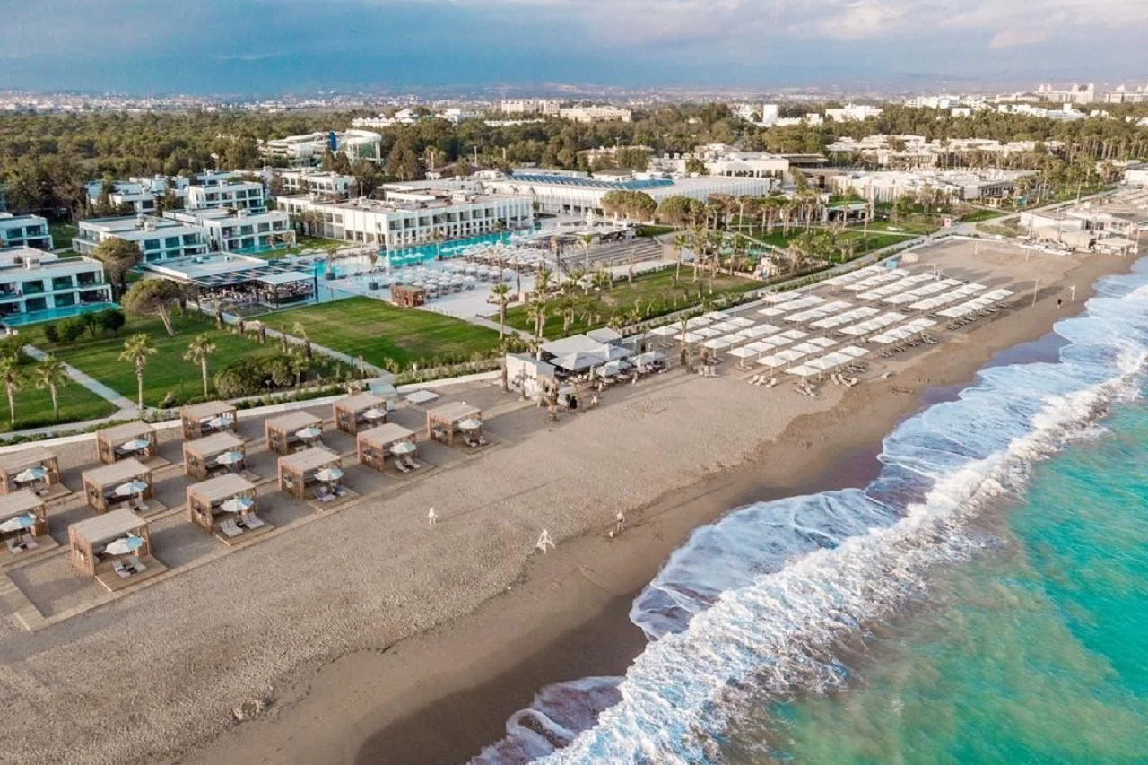 Photo - Paloma Finesse Side