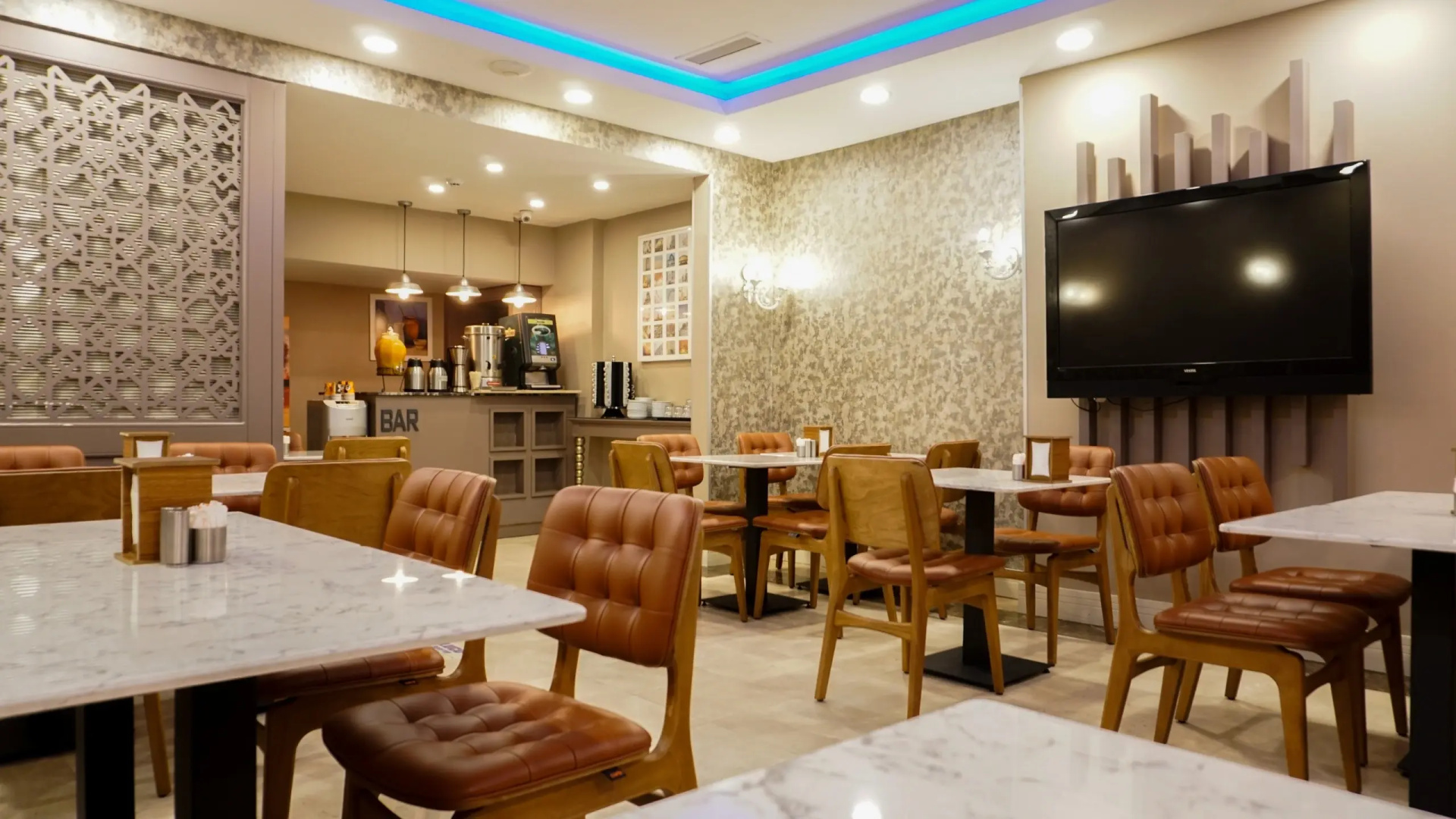 Photo - Raymond Old City Hotel