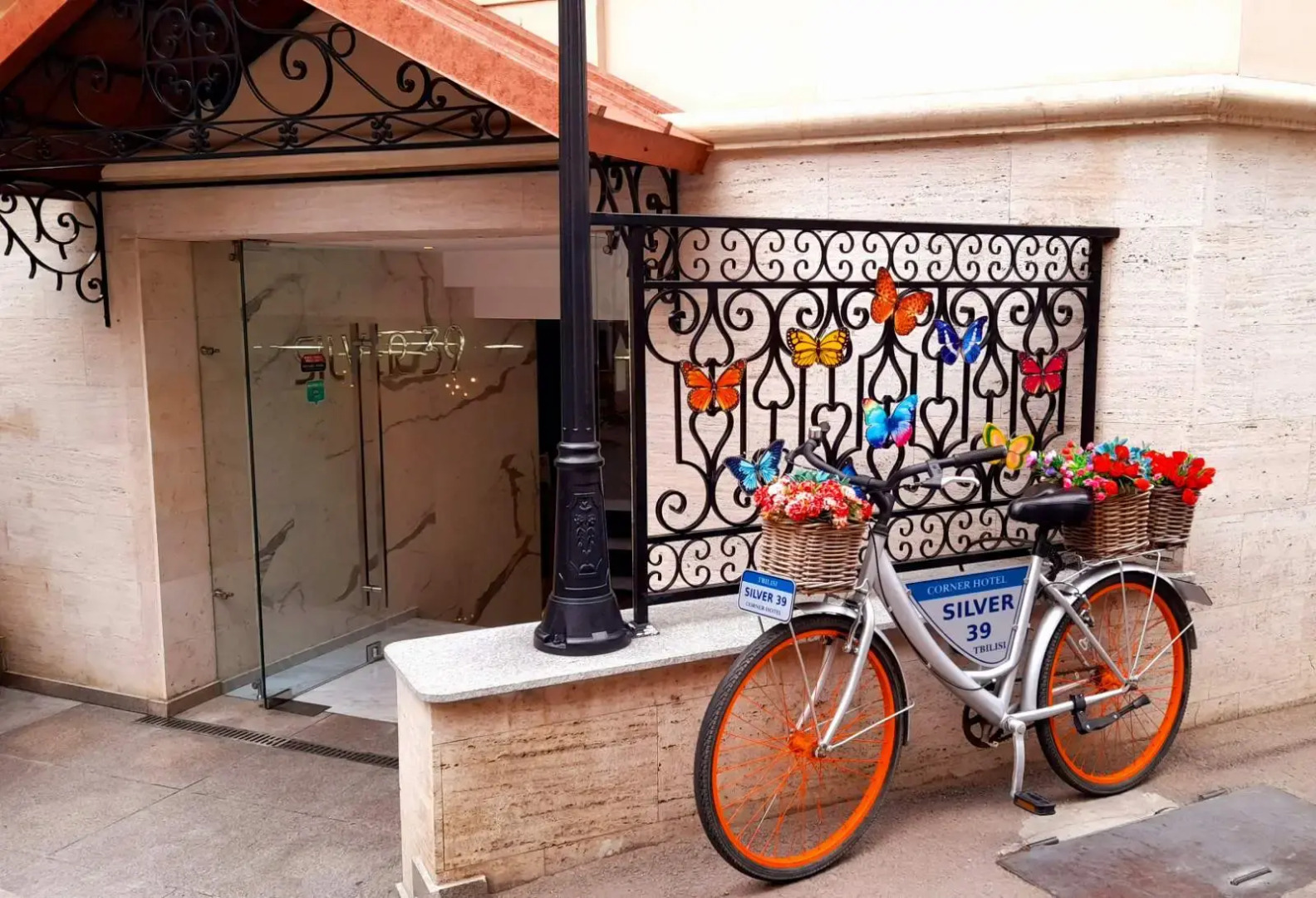 Photo - Silver 39 Corner Hotel