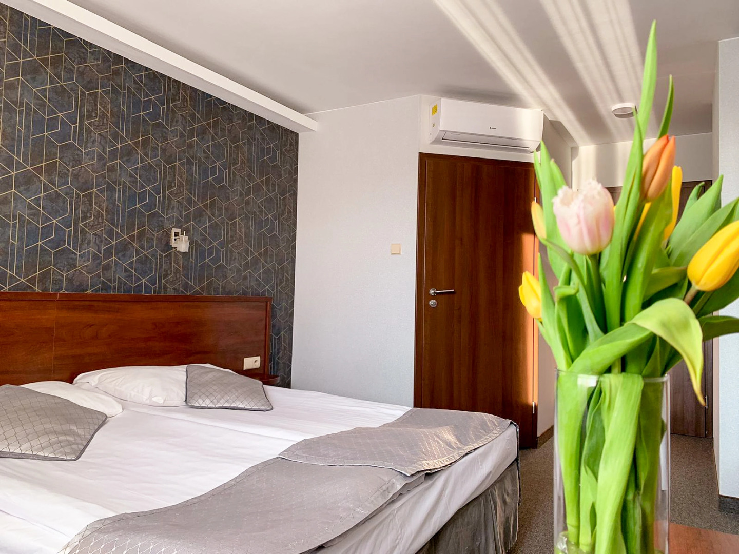 Foto - Hotel Fero Express POKOJE KLIMATYZOWANE AC