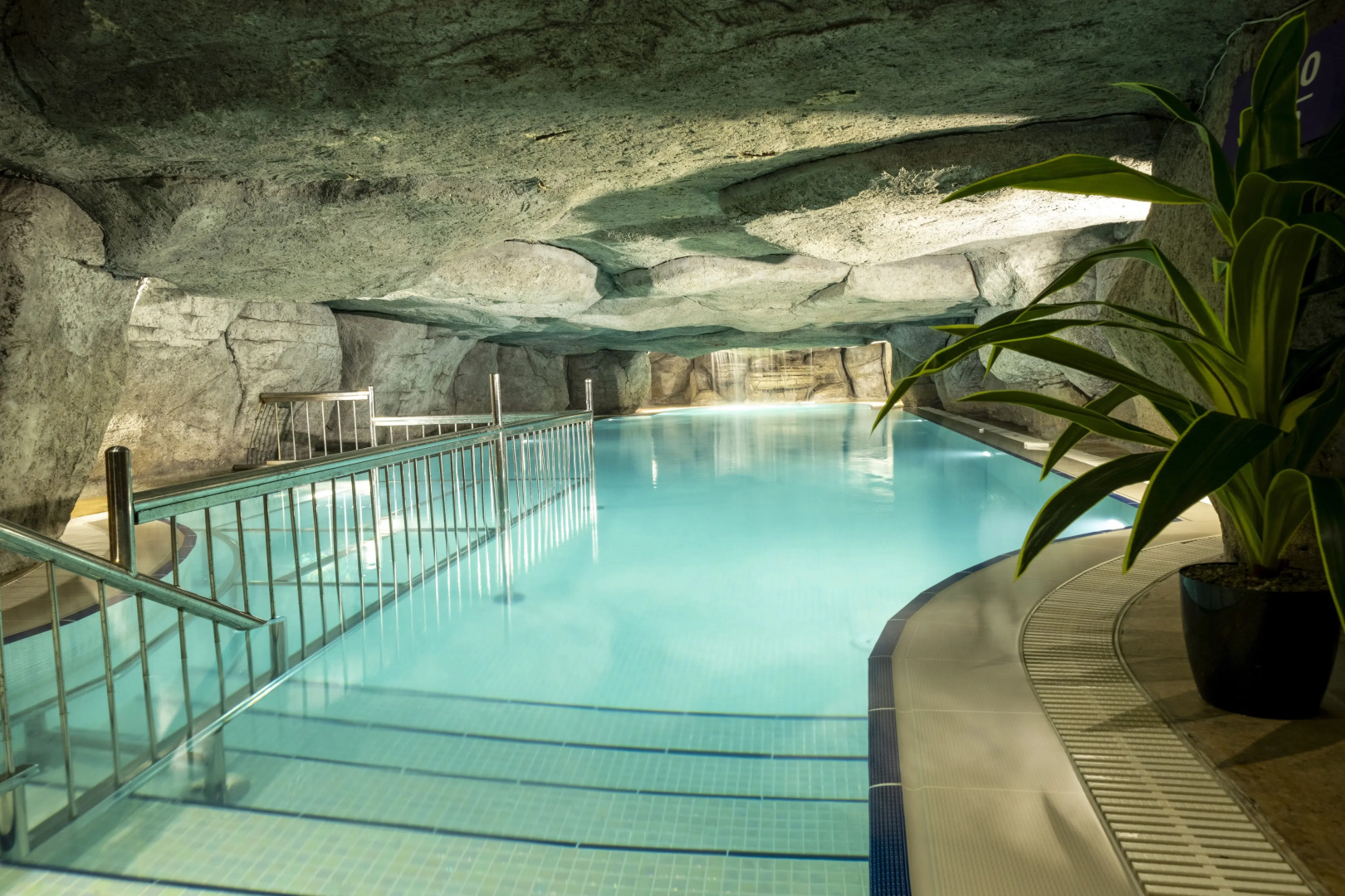 Photo - Amethyst Hotel