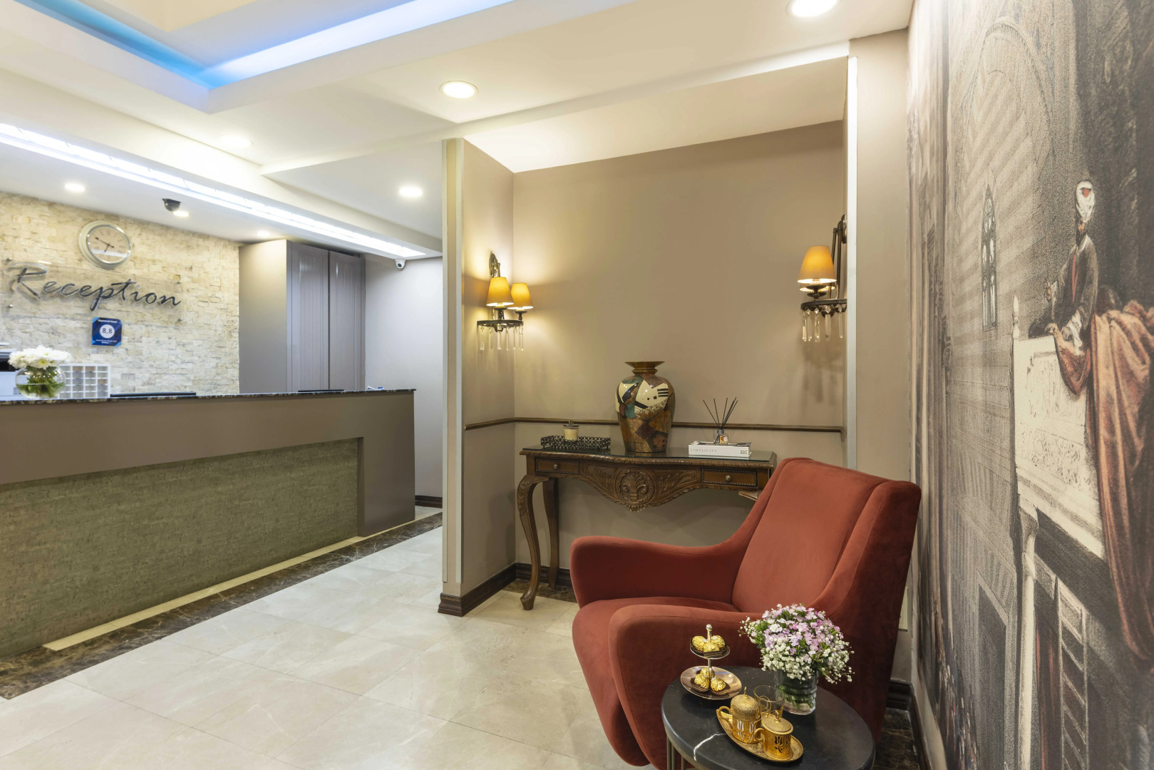 Photo - Raymond Blue Hotel