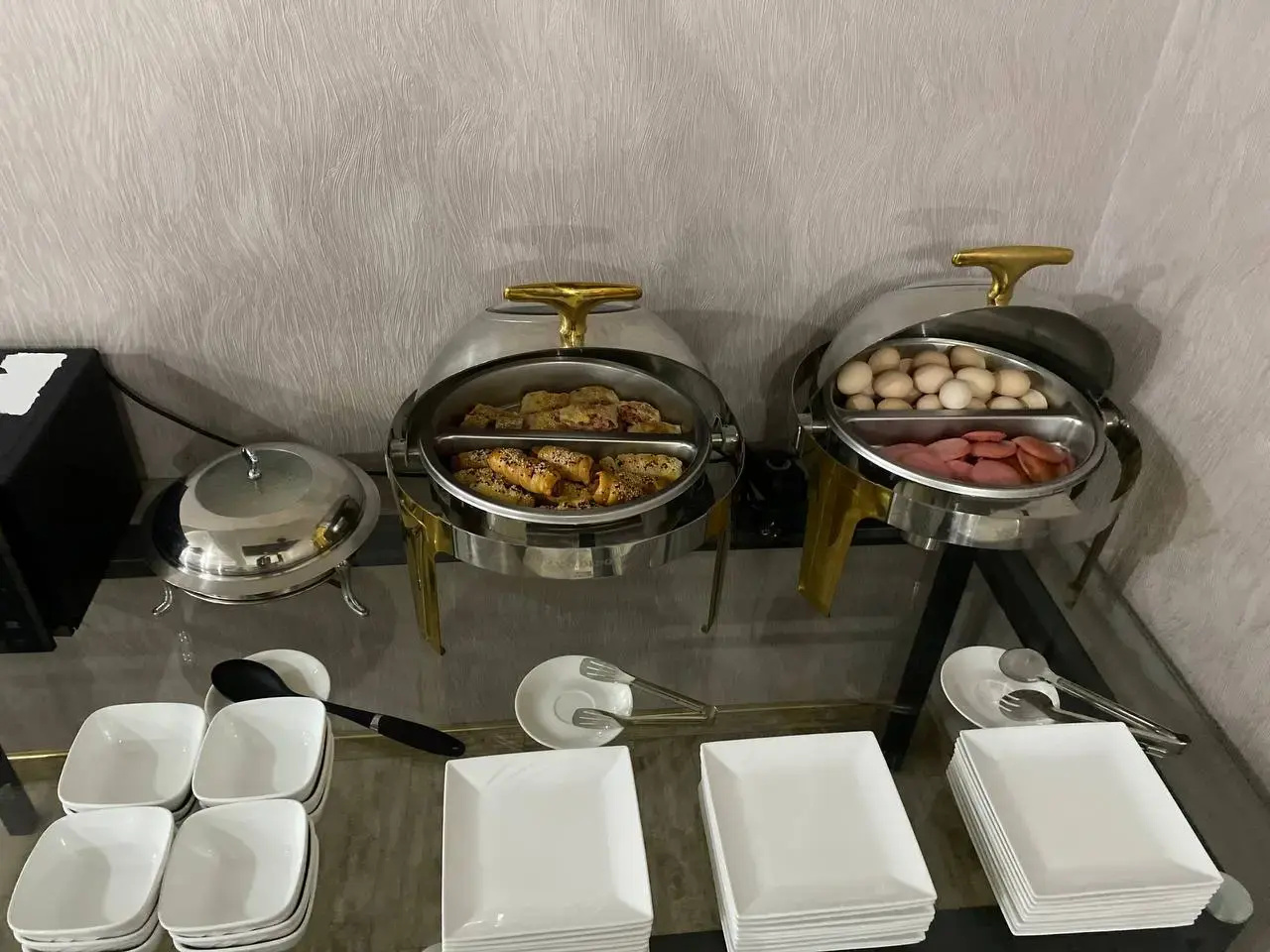 Photo - Tourist INN Hotel