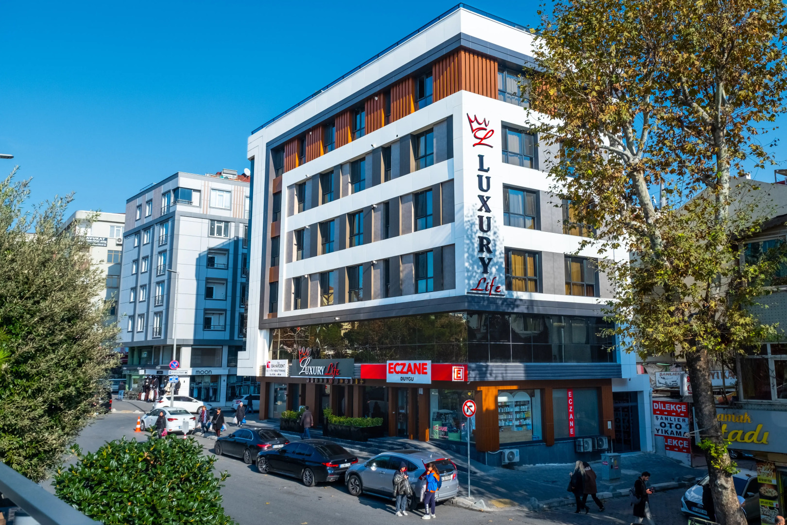 Photo - Luxury Life Suites