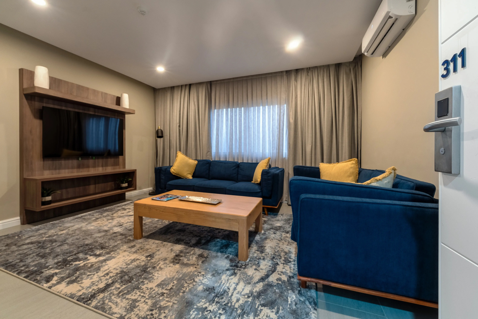 Photo - Central Hotel- Ridge