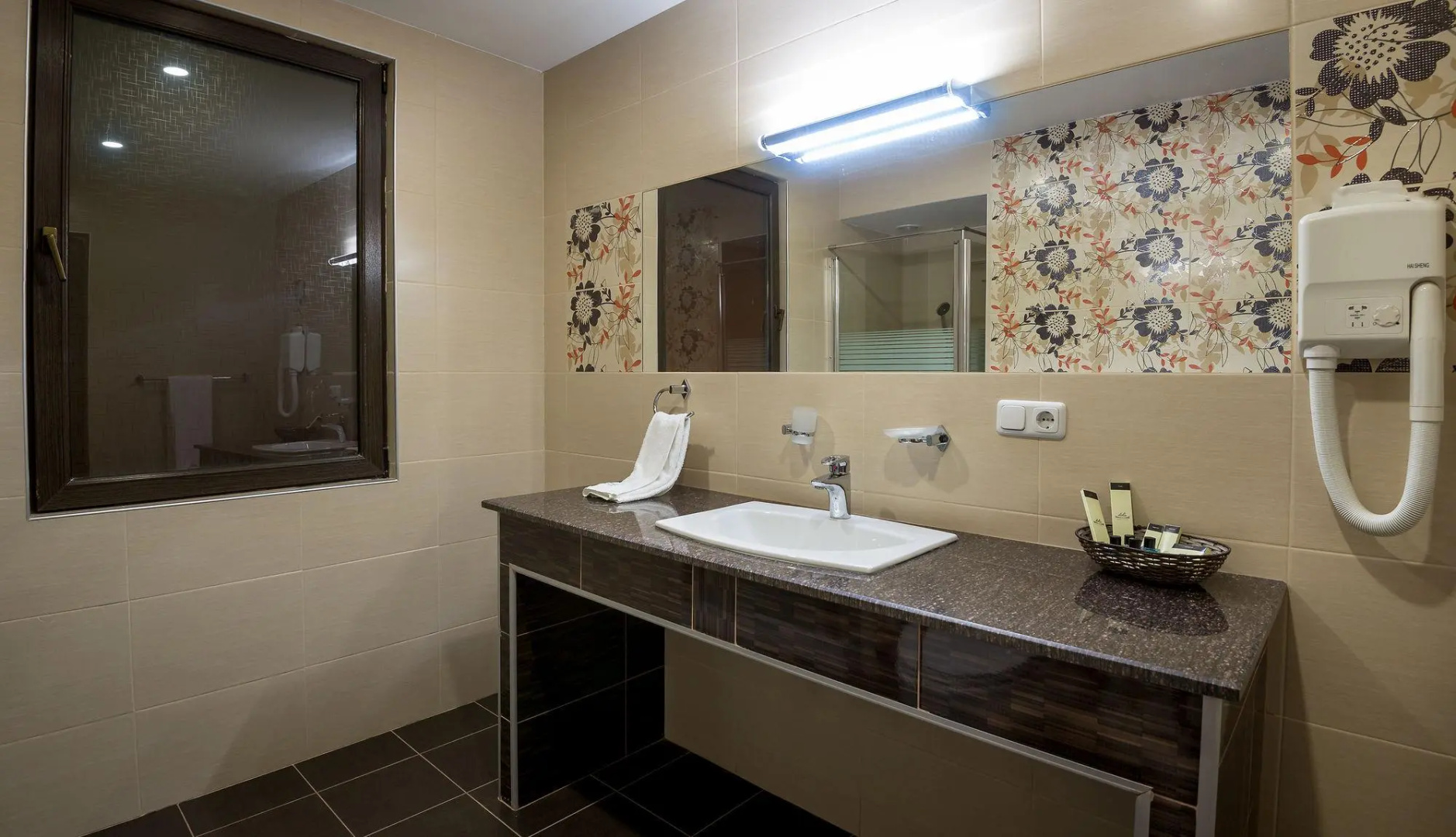Photo - Ararat Hotel