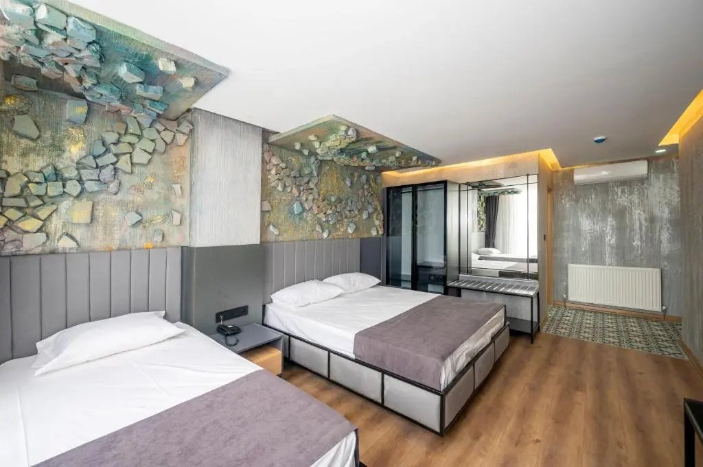 Photo - Continental Airport Hotel