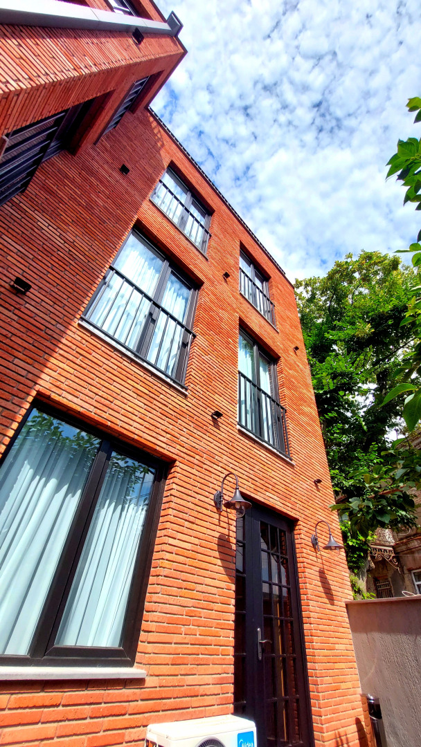 Photo - Falcon Boutique Hotel