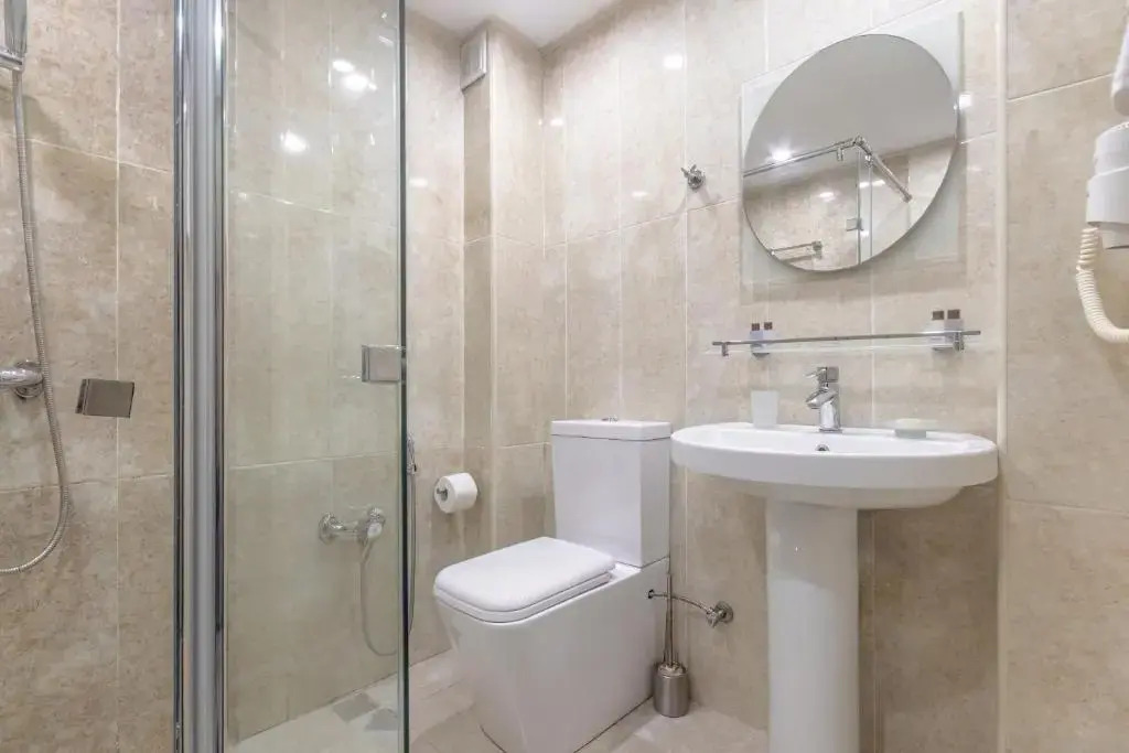 Photo - Deluxe Hotel