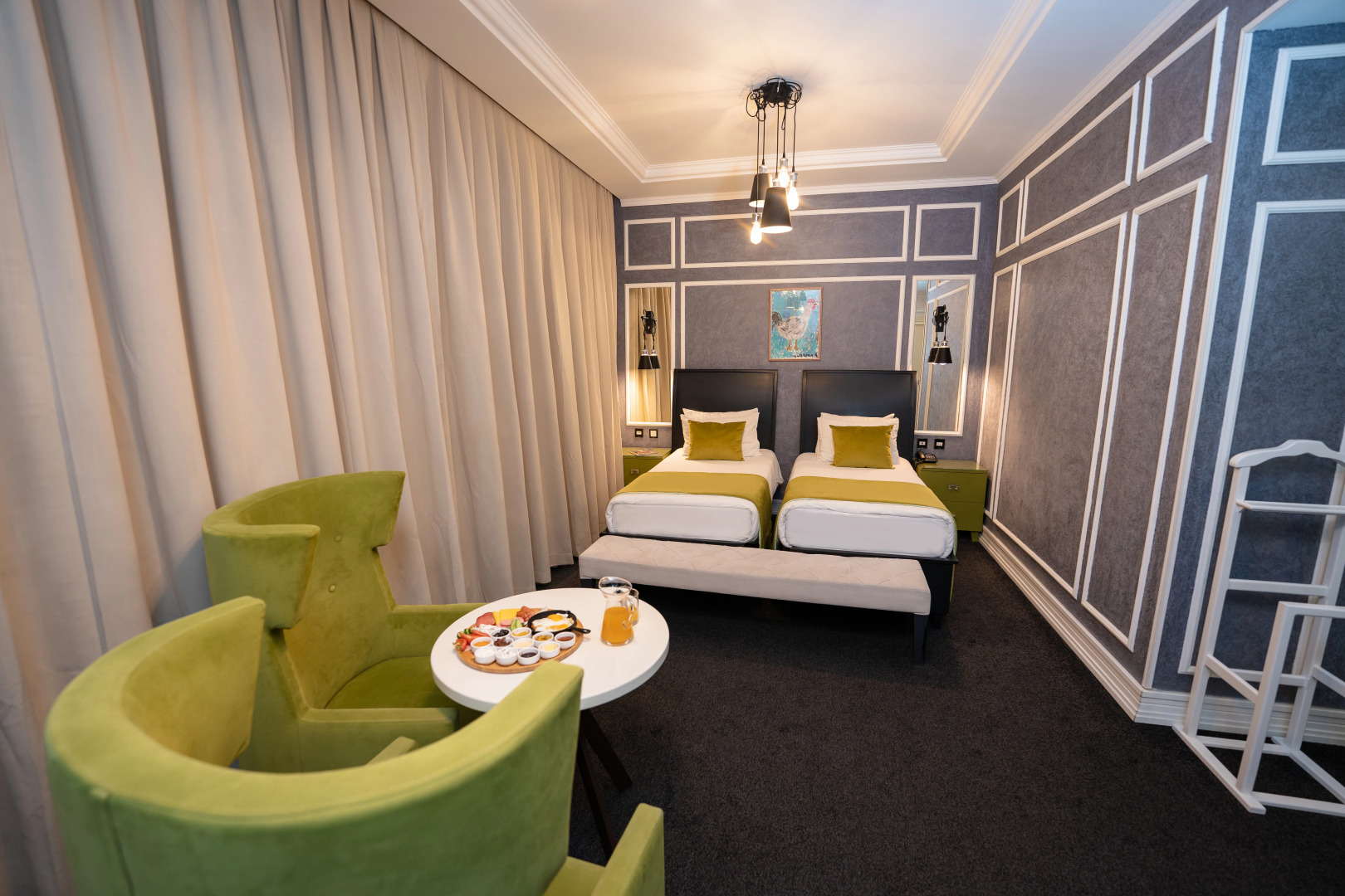 Photo - Dondar Hotel Formula 1 View