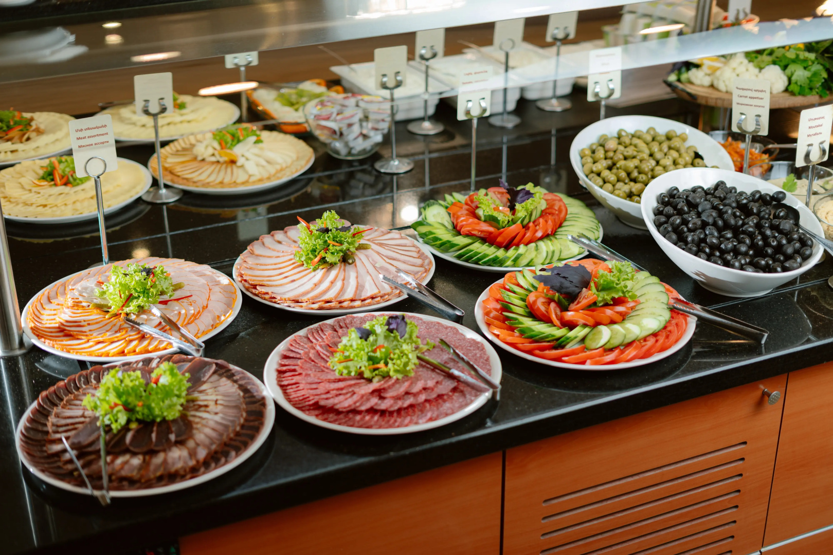Photo - Ani Plaza Hotel