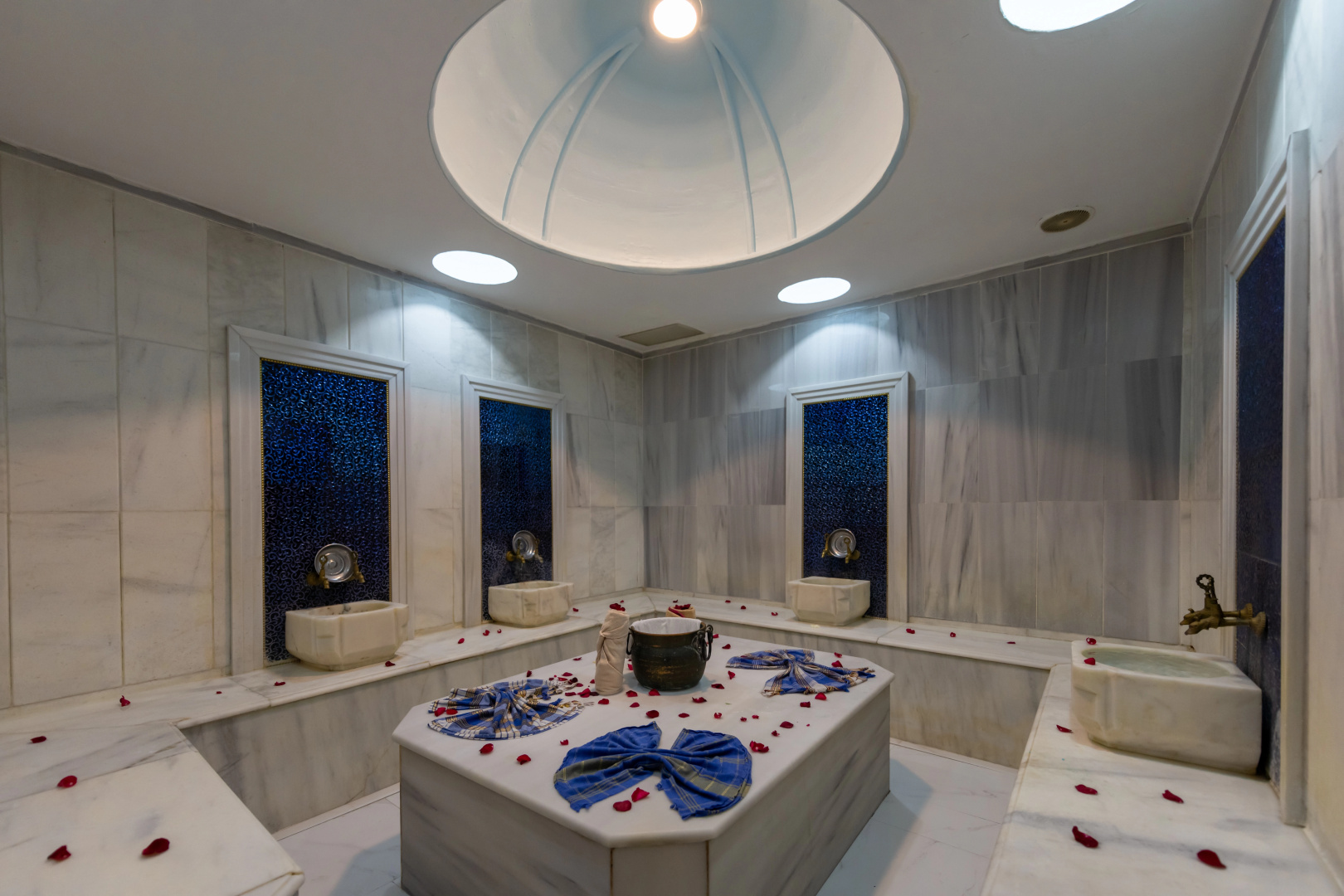 Photo - Revia Square Hotel