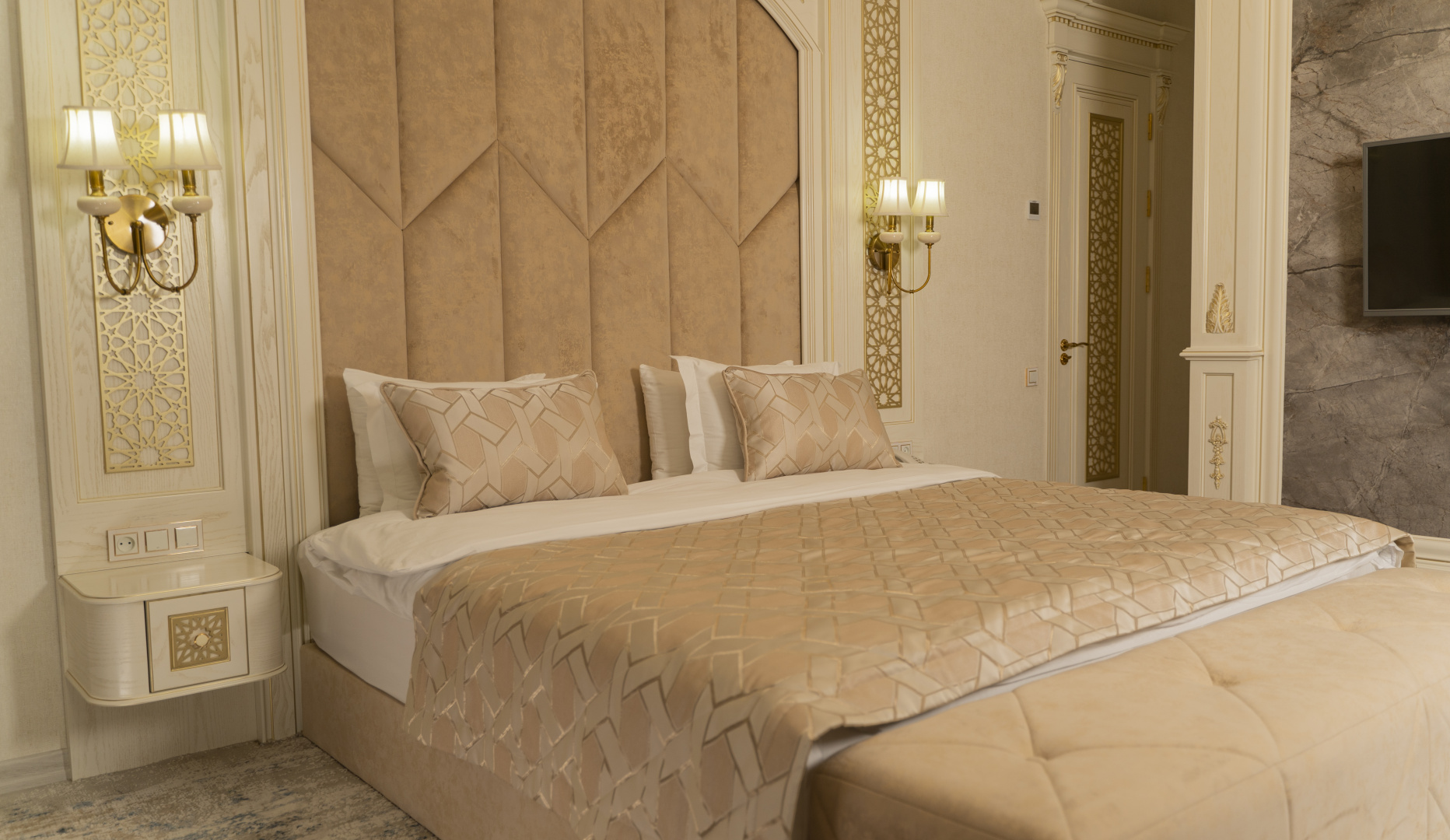 Photo - Dilimah Premium Luxury Hotel
