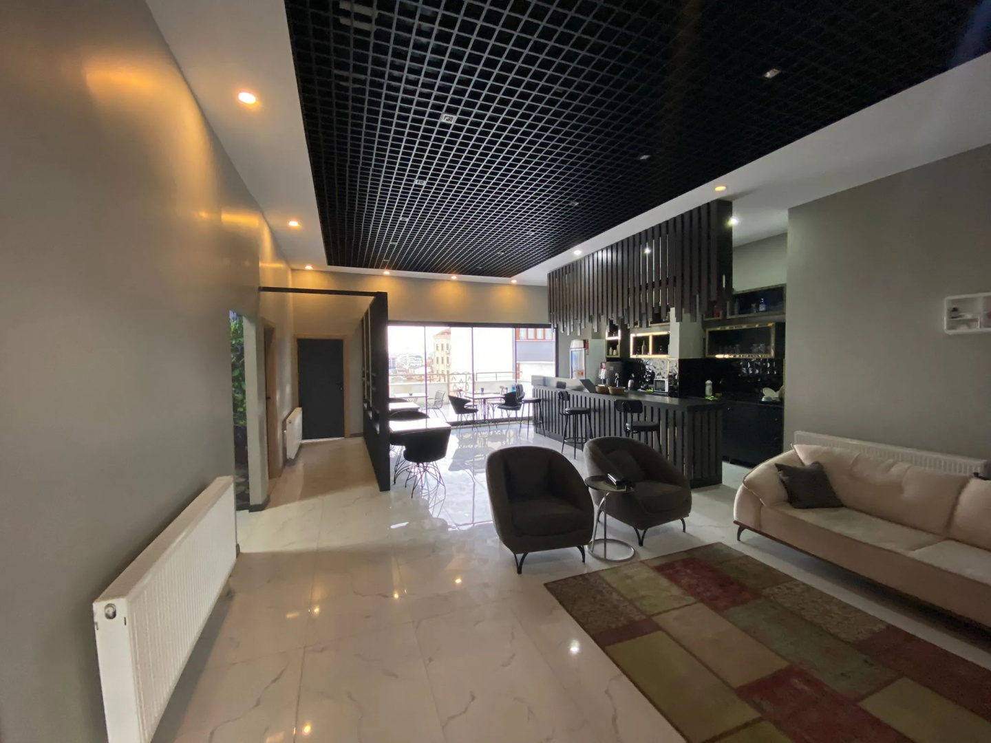 Photo - Continental Airport Hotel