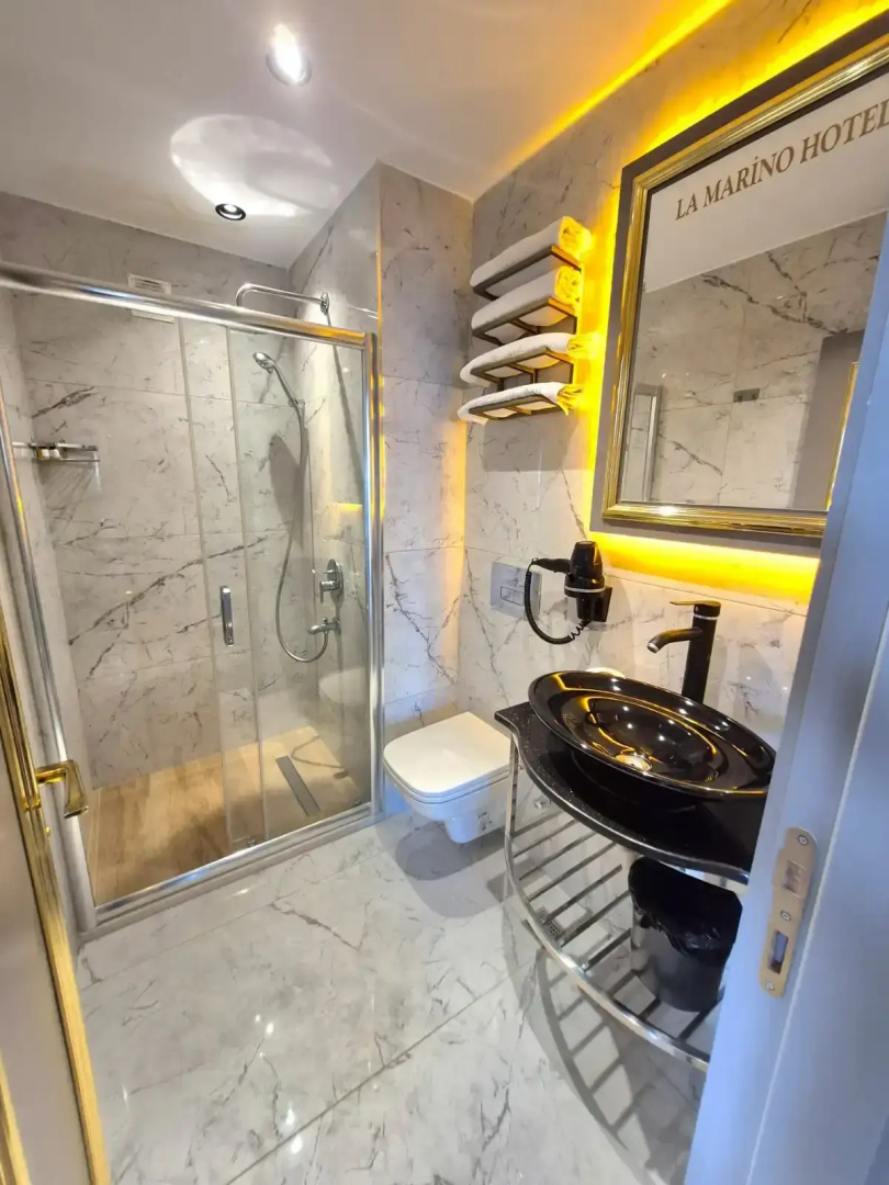 Photo - Taksim La Marino Hotel