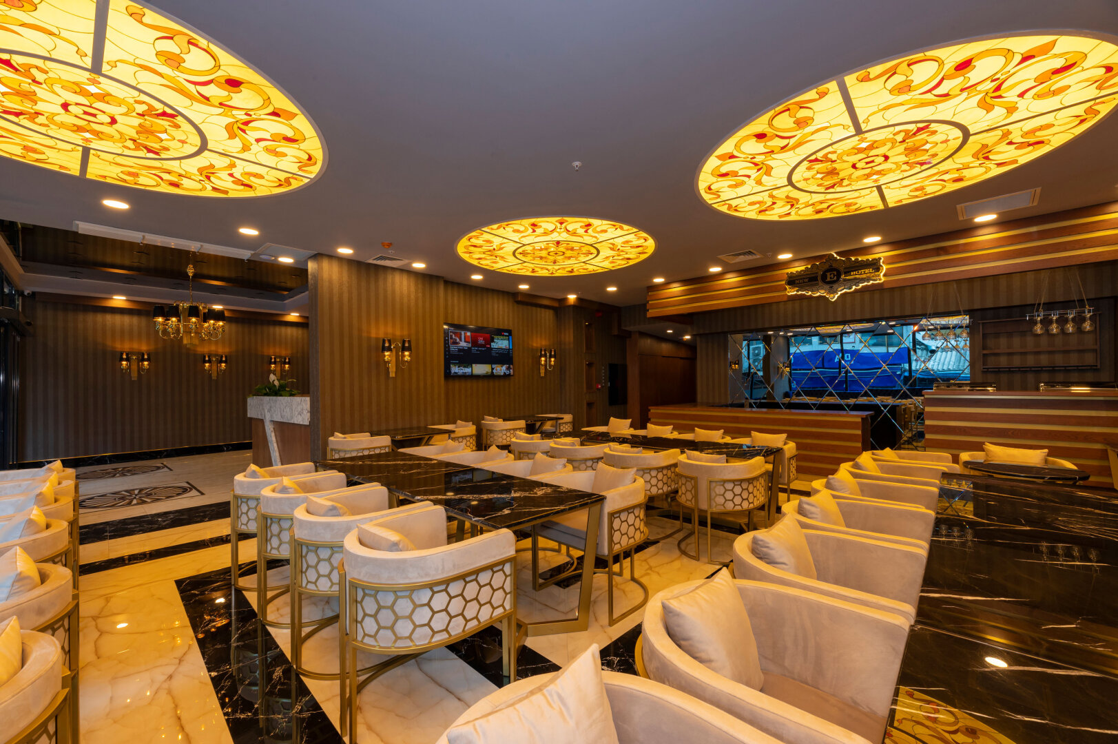 Photo - New Emin Hotel