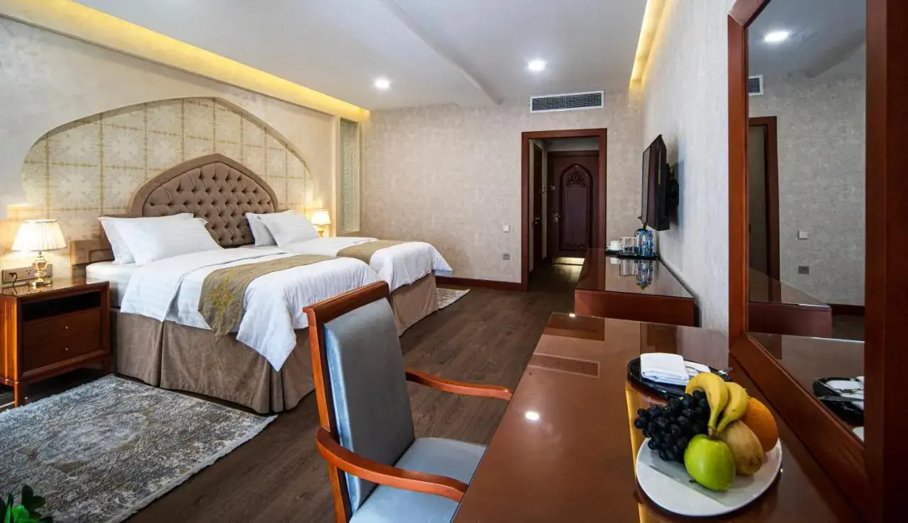 Photo - Manor Hotel