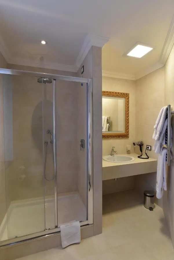 Photo - Grand Hotel Yerevan - Small Luxury Hotels of the World