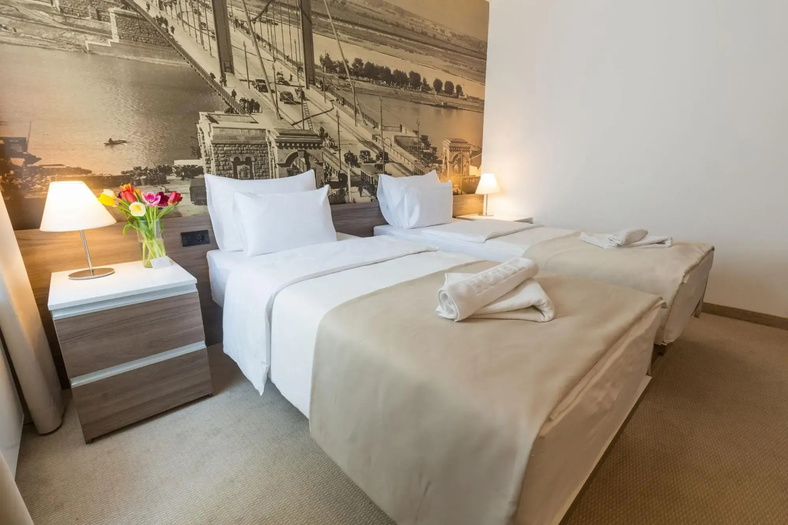 Photo - Hotel Royal Inn