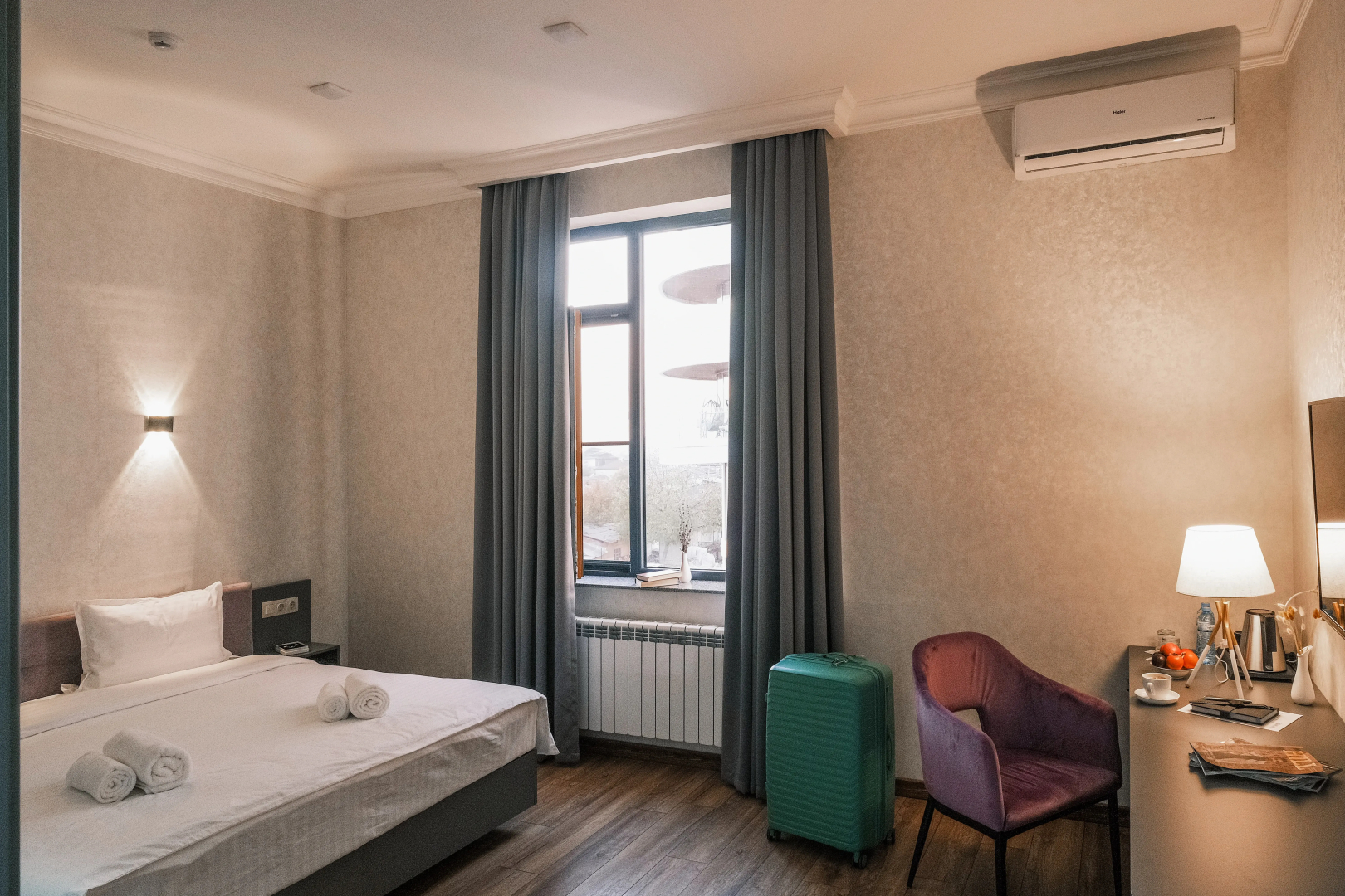 Photo - Parklane Hotel