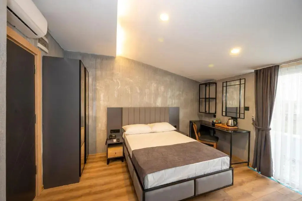 Photo - Continental Airport Hotel