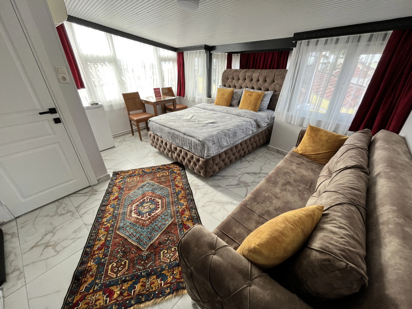 Photo - Pembe Hotel