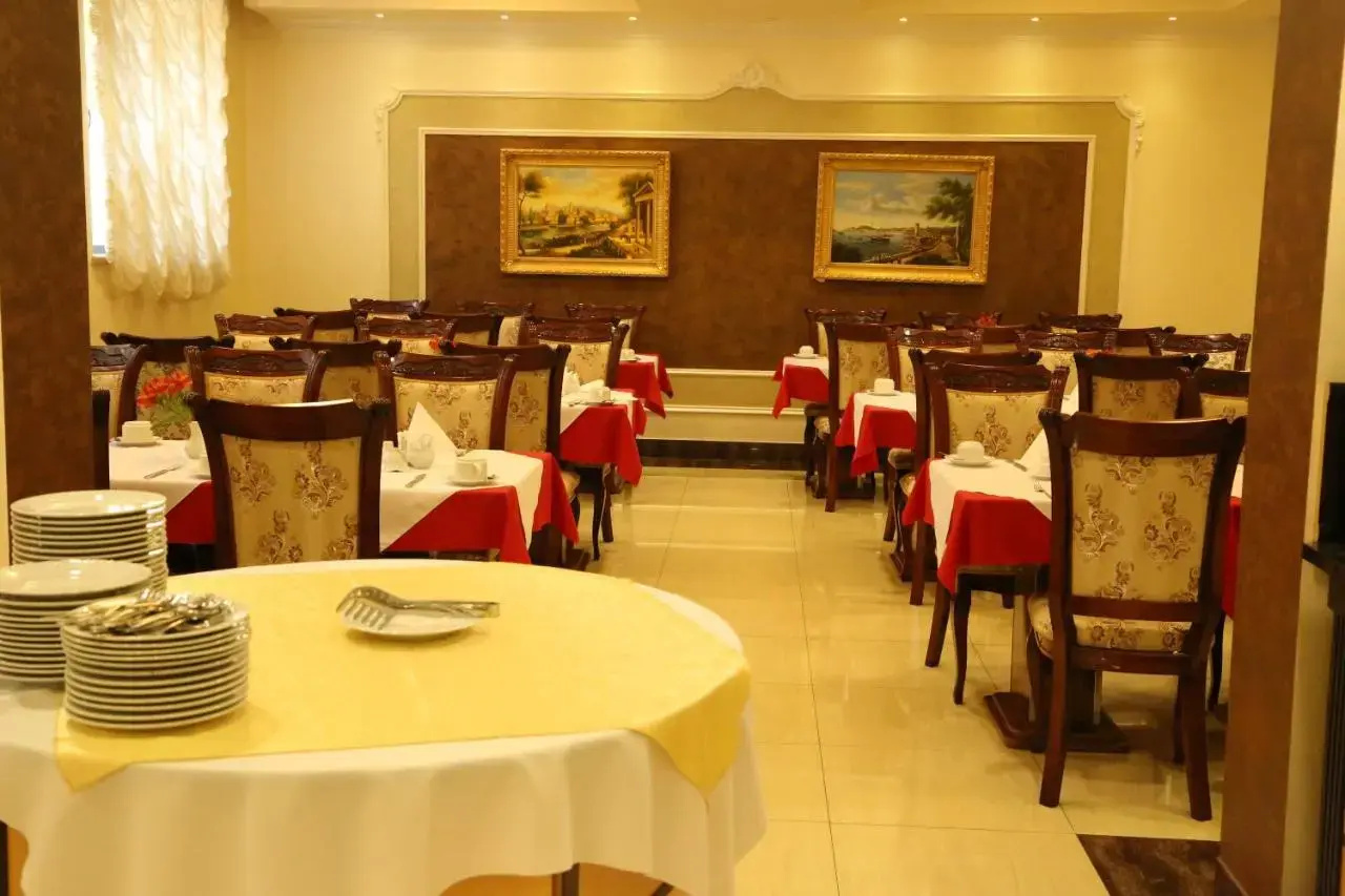 Foto - Royal Plaza by Stellar Hotels, Yerevan