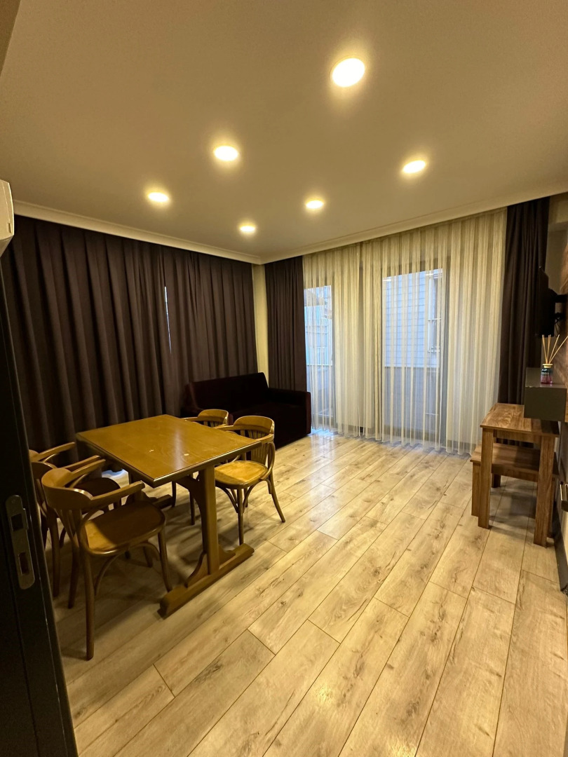 Photo - Corner Suite