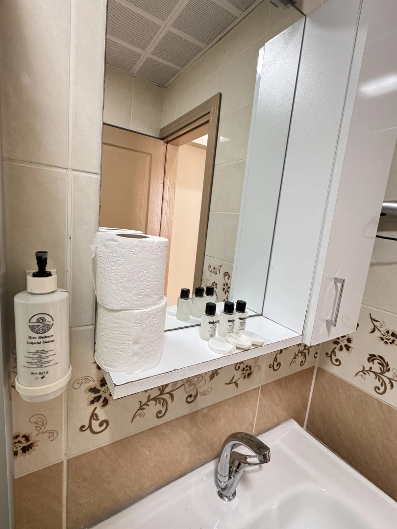 Photo - RENOVA CiTY HOTEL