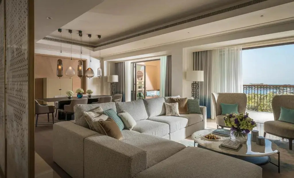 Photo - Four Seasons Resort Dubai at Jumeirah Beach
