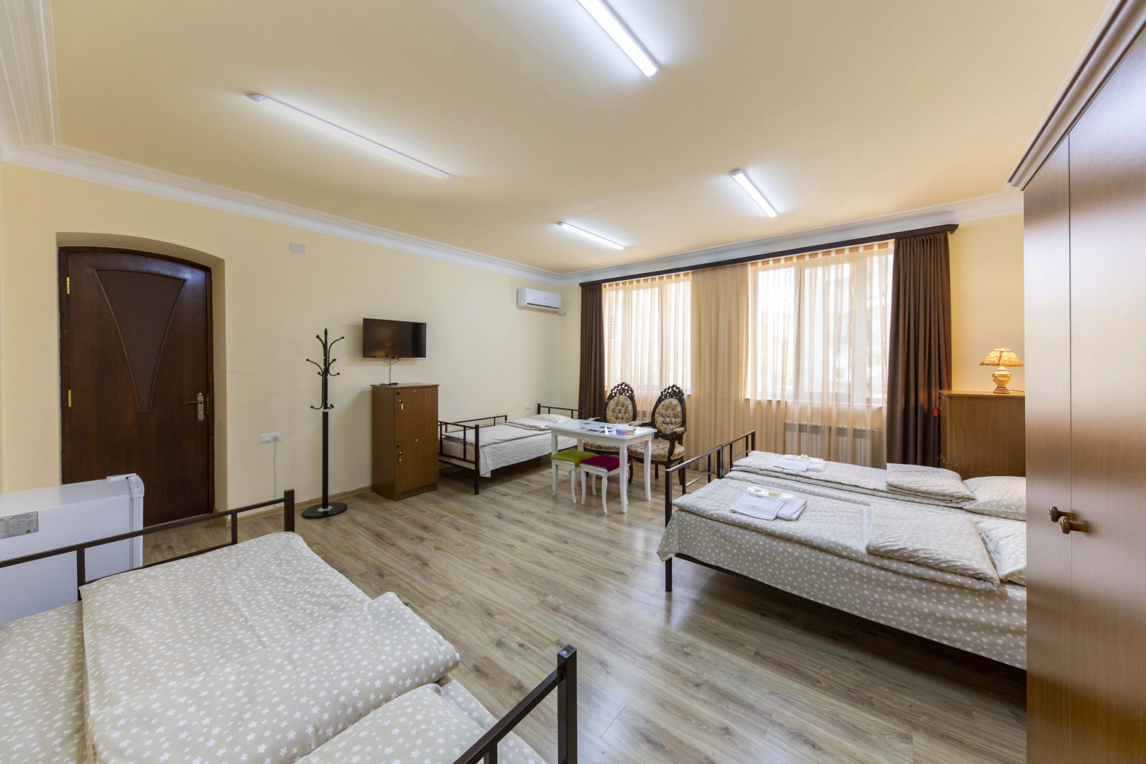 Photo - Tatev Hotel and Tours